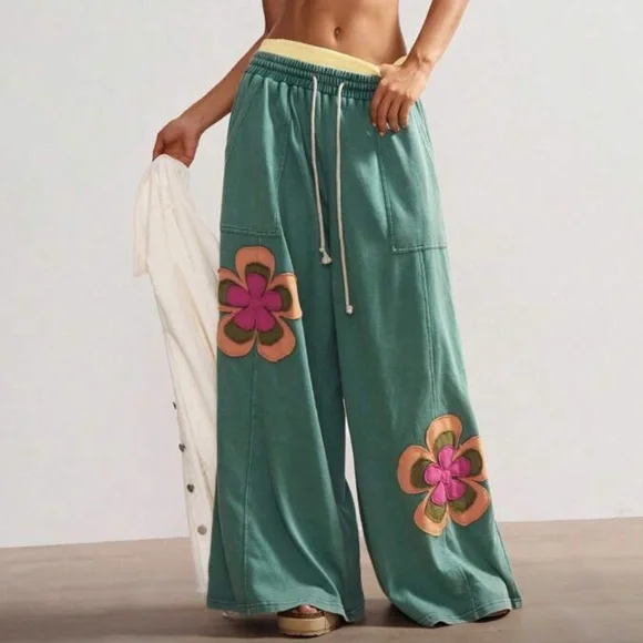 Flower patchwork pants wide leg green pink Floral Embroidered Wide-Leg Pants - Picture 3 of 6